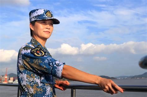 中国辽宁舰最高军衔是航母舰长，属于什么级别呢？说了你可能不信