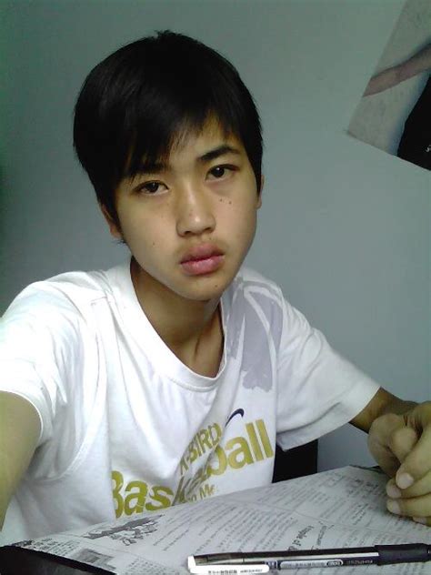 丑男生图片