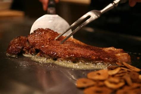 铁板烧让食客与厨师提高了面对面的交流平台|铁板烧行业资讯|上海创绿餐饮设备有限公司