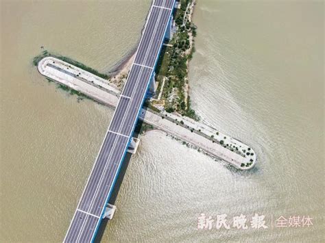 沪苏通大桥上的5G信号背后是江苏企业的硬件支撑 | 江苏网信网