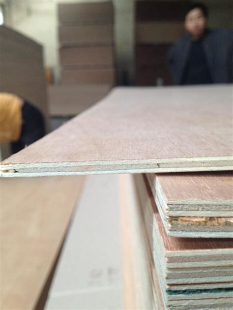 三夹板三合板柳桉胶合板多层板1220*2440*3mm环保家具实木板材料-上海铭蚨建材有限公司