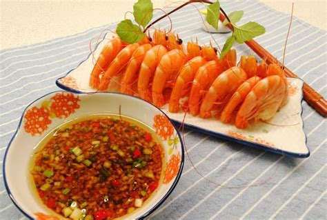 姜汁大虾,简单大虾蘸着调好姜汁,吃着超级美味!