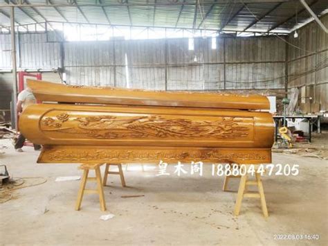 航拍棺材木料交易市场场面壮观 柏木最值钱一副15000