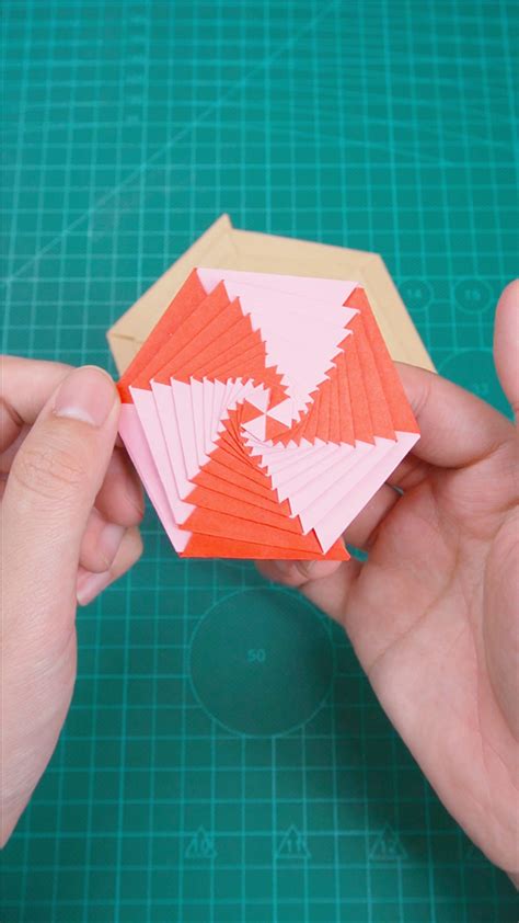 教你折纸“压不坏的按钮”玩具，简单又好玩，很有意思！