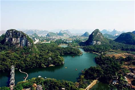 柳州旅游景点推荐-2021柳州旅游必去景点-排名，网红，好玩-去哪儿攻略