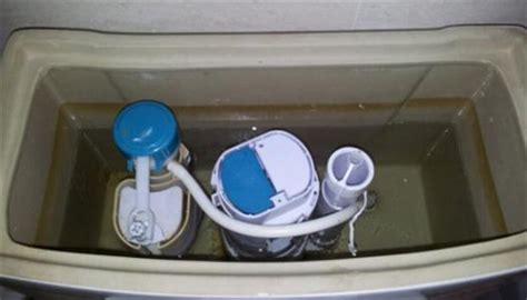 冲水箱漏水怎么修 冲水箱漏水维修方法