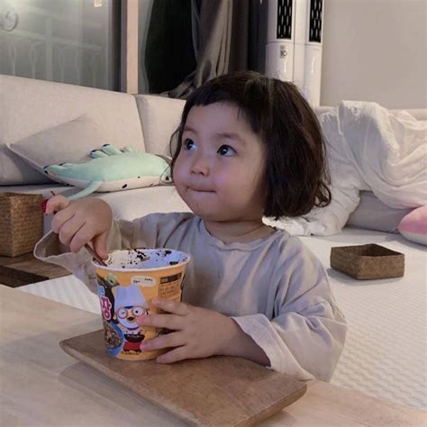 小朋友头像温柔女生