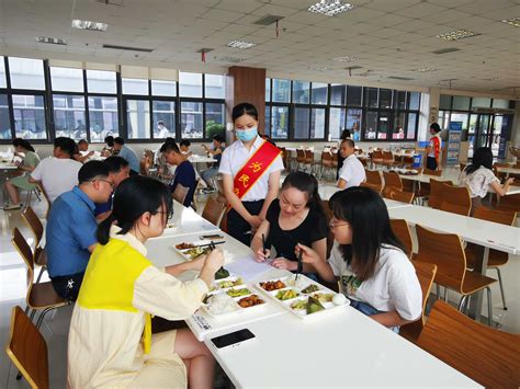 社区餐厅呼声高 持续运营考验多_北京日报网