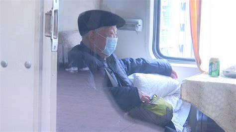 目的地安徽潜山 浙江首趟高铁旅游专列在杭启程_手机新浪网