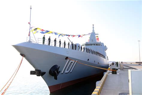 海军055型驱逐舰南昌舰入列_新闻频道_中国青年网