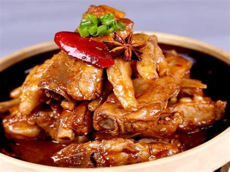 中国有一个“炖菜之乡”它的名字叫：商城炖菜