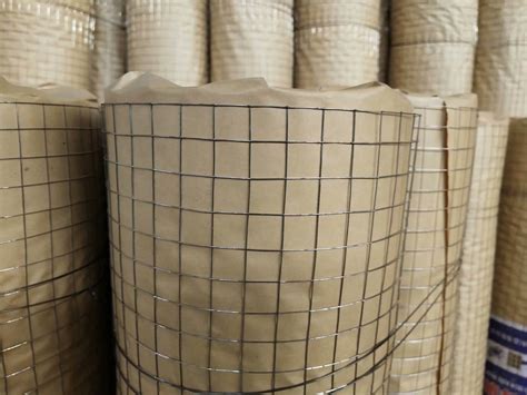 镀锌电焊网不锈钢电焊网现货厂家批发外墙保温批荡挂网可定做-阿里巴巴