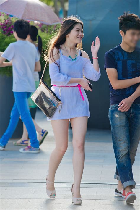 美女就要拍拍拍图片
