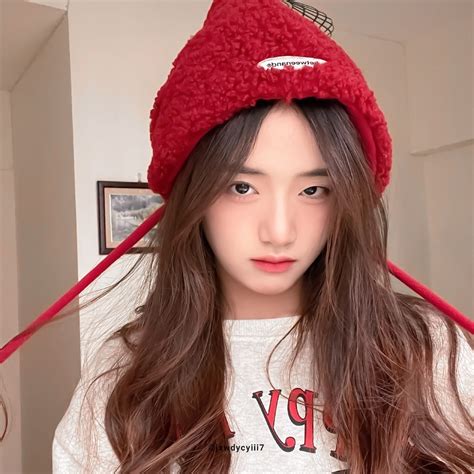 胡馨尹图片