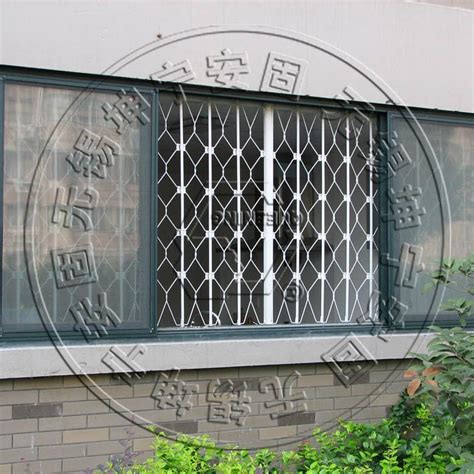 高层防盗窗的款式图片 常见五种防盗窗盘点_建材知识_学堂_齐家网