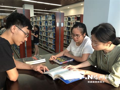 福州市图书馆系列实招推广阅读：让书香充盈榕城 - 福州 - 东南网