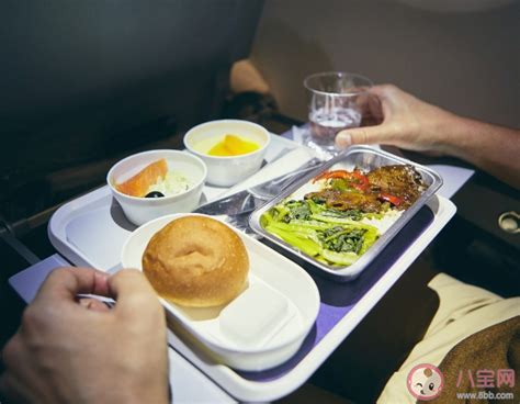 飞机上的餐是免费吗？ - 知乎