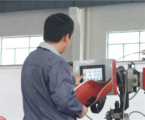 氩弧焊机：M300-设备展示-苏州蓝益精密机械有限公司