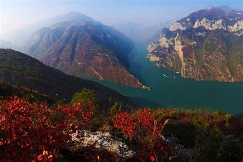 航拍长江三峡巫山美 云海景观多壮丽|长江三峡|云海|巫山_新浪新闻