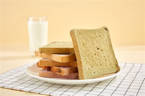 100%全麦buttermilk吐司 – 一个冷藏发酵的实验_德州农民_新浪博客