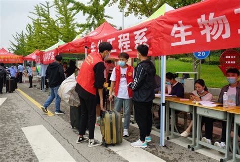 欢迎回家！武汉今年迎来首批返校大学生 - 西部网（陕西新闻网）
