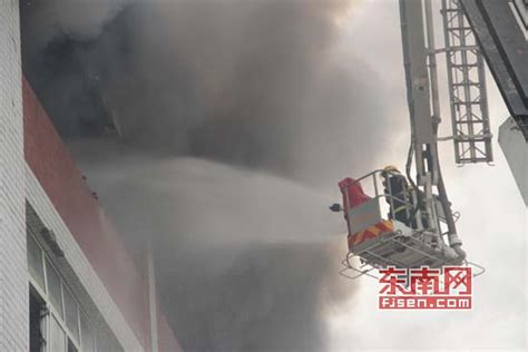 厂房突发大火 台商消防接力供水8小时扑灭 - 城事要闻 - 东南网泉州频道