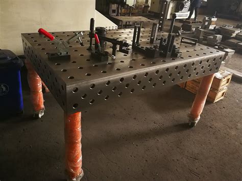 三维焊接平台-泊头市溪海冶金机械设备有限公司