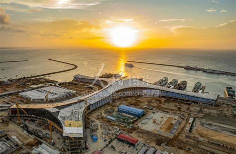 海南海口：新海滚装码头客运综合枢纽站项目建设忙-人民图片网