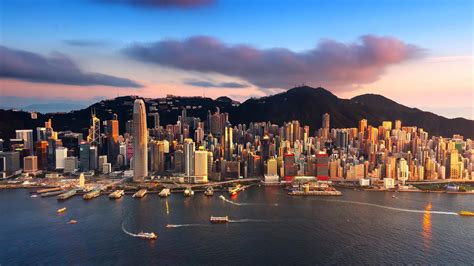 HongKong_Sunset_视频：香港的延时摄影 (© Banana Republic Images/Shutterstock)