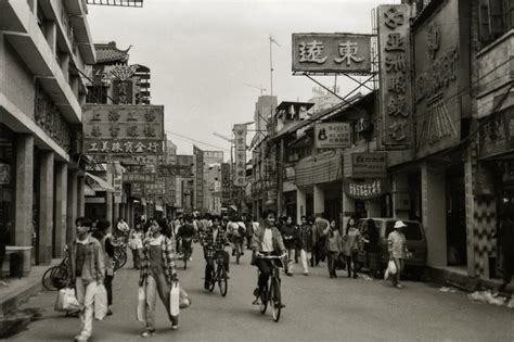 老照片：80年代的武汉，老武汉人才有的记忆 - 派谷照片修复翻新上色