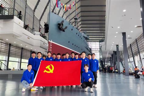 我院2019年体育节隆重开幕-武汉船舶职业技术学院