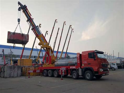 200吨300吨折臂吊起重参数_程力专用汽车股份有限公司