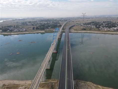 襄阳绕城高速公路南段汉江特大桥正在紧张施工|襄阳_新浪网