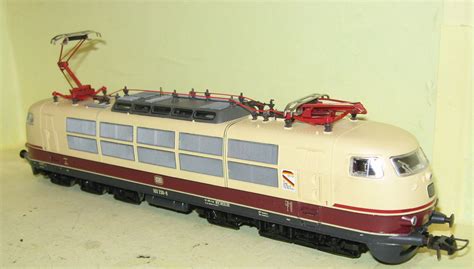 Roco 43442 scale HO electric locomotive - Model Train Prices