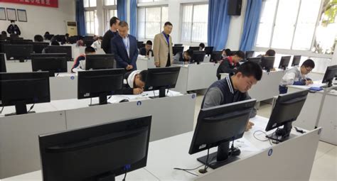 2020年CSP-J/S认证考试顺利举行-淮安市计算机学会