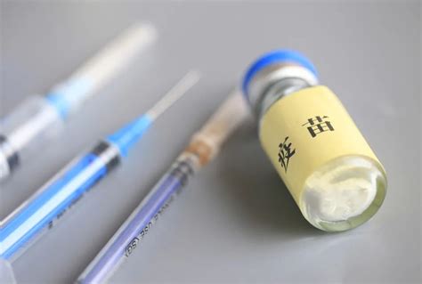 新冠疫苗全球竞赛：俄罗斯“卫星”将投产，中国3家进三期临床，疫苗股还有第二波？__财经头条