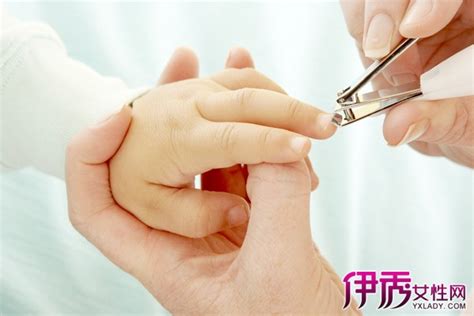 【晚上可以剪指甲吗】【图】晚上可以剪指甲吗 教给你正确的剪指甲方法！(2)_伊秀健康|yxlady.com