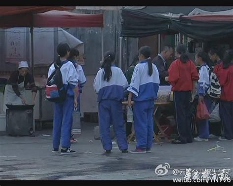 贵州黄平一初中女生遭校园霸凌被多人掌掴，警方介入调查_新浪新闻