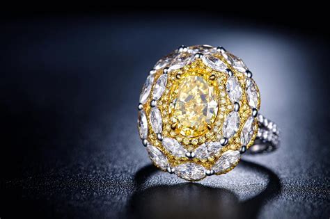 黄钻彩钻两用款戒指1.25ct FY（彩黄） VVS2 定制（价格,图片,款式）-我爱钻石网官网
