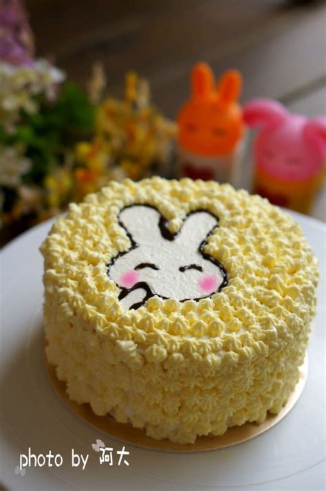 【图文】兔子蛋糕的做法_兔子蛋糕的家常做法_兔子蛋糕怎么做好吃_做法步骤,视频_兔子蛋糕-美食天下