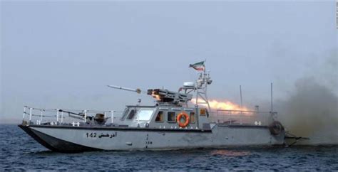 伊朗军舰美国怎么回事 为什么伊朗军舰逼近美国?_每日娱乐