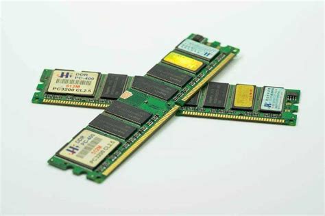 如何区别DDR、DDR2和DDR3内存条？_华军软件园