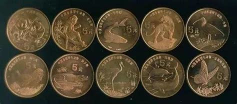 新浪收藏-美国纪念币八枚