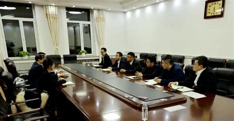 中国龙江森林工业集团有限公司_龙江森工集团与省建投集团就战略合作进行对接洽谈