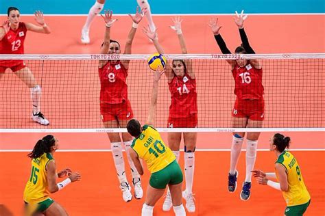 巴西女排战胜韩国晋级奥运会决赛|巴西女排|奥运会|半决赛_新浪新闻