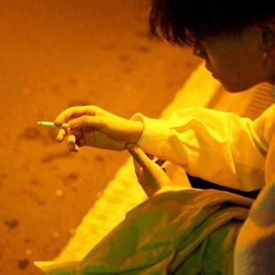 忧伤头像非主流男生