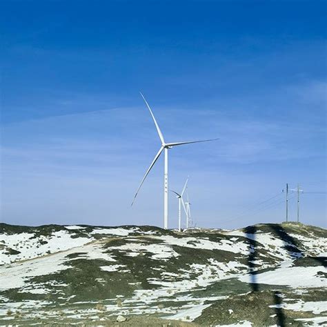 中国能建建筑集团承建的甘肃酒泉市马鬃山300MW风电项目风机吊装完成-国际风力发电网