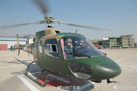 陆军航空兵学院组织直升机模拟特殊情况处置集训