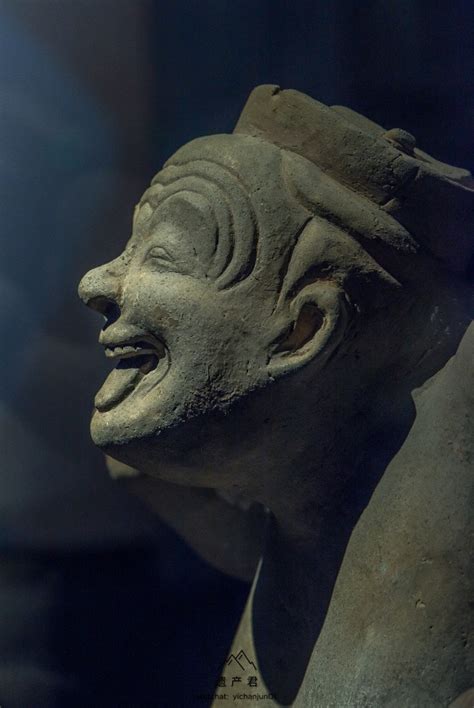 成都博物馆藏· 汉代陶俳优俑|博物馆|说唱|蜀地_新浪新闻