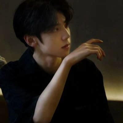 囚徒男头图片